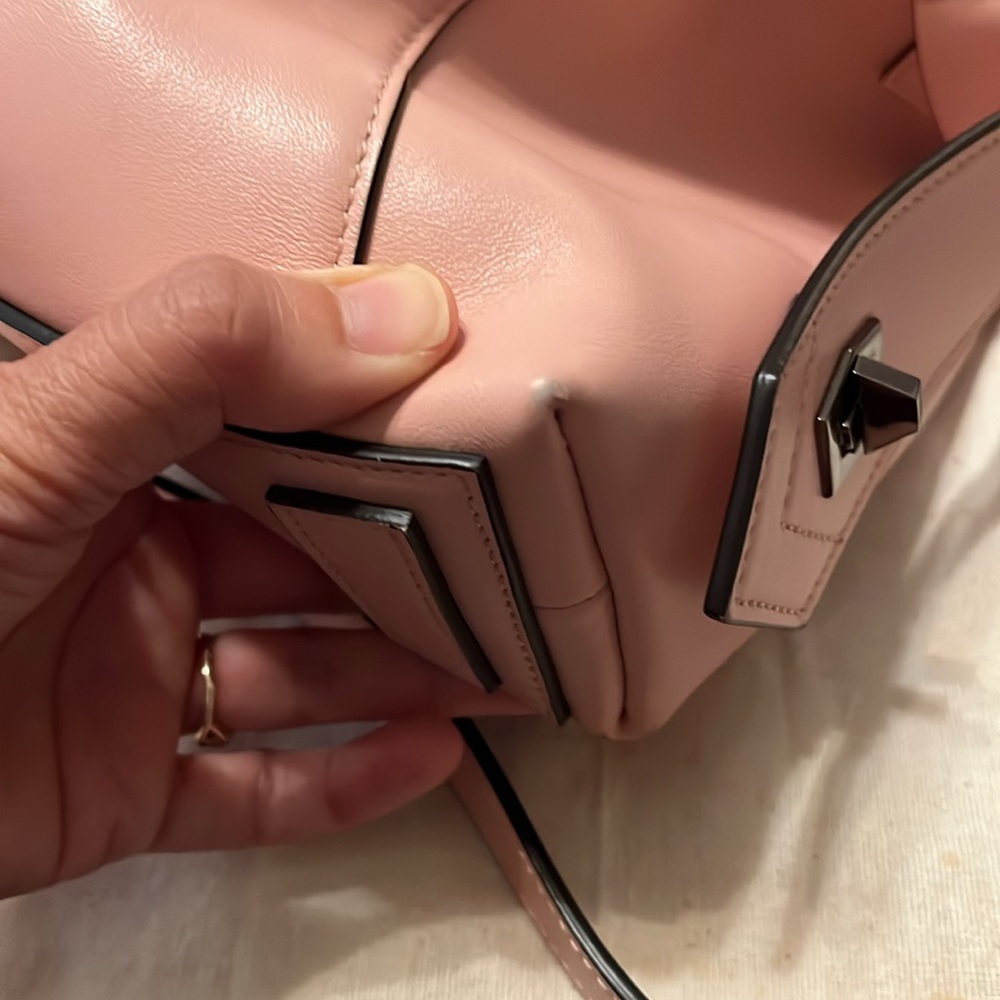 Authentic Givenchy Antigona - Picture 9 of 12
